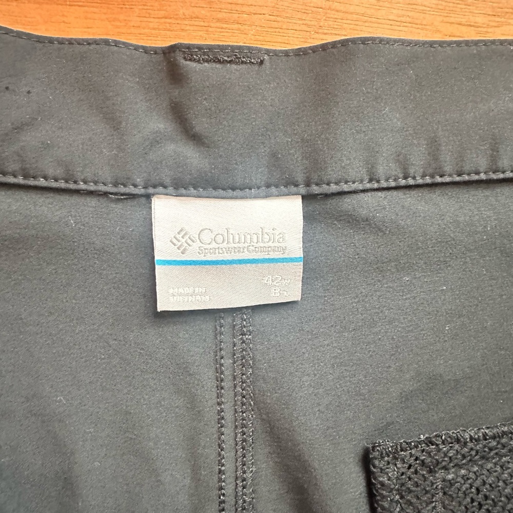 Columbia PFG Omni Shield Cargo Fishing Shorts Men’s 42 Black - Picture 2 of 10